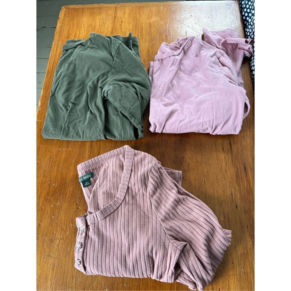 Bundle of Wild Fable pink snd green cotton long sleeve tops XS